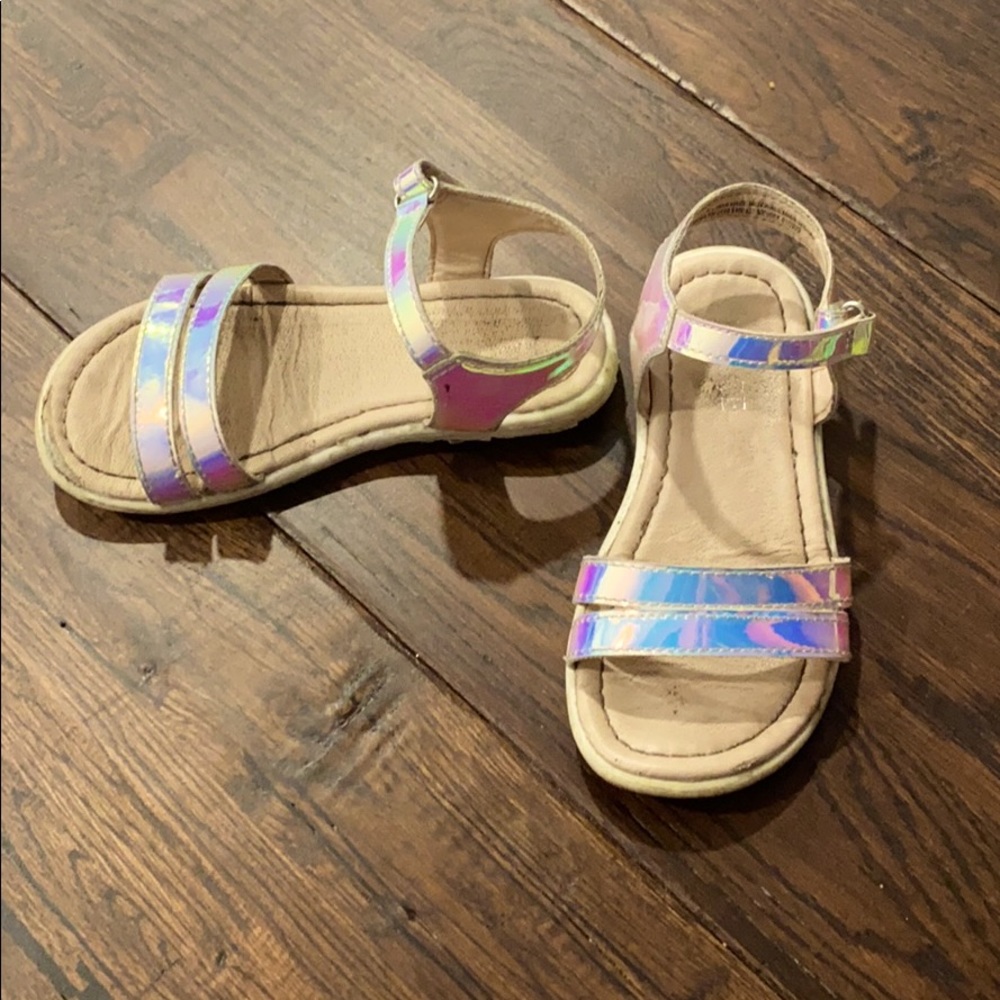 Baby flats